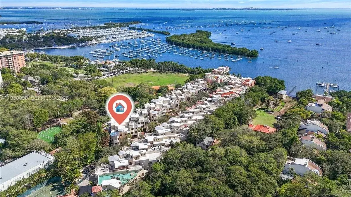 4 bedroom 4 bath Residential for sale at 3471 Main Hwy # 1240, Miami FL 33133
