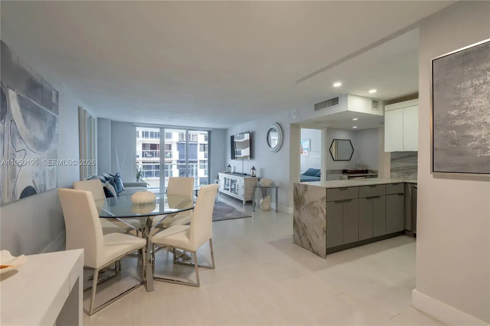 2 bedroom 2 bath Residential for sale at 5701 Collins Ave # 1417, Miami Beach FL 33140