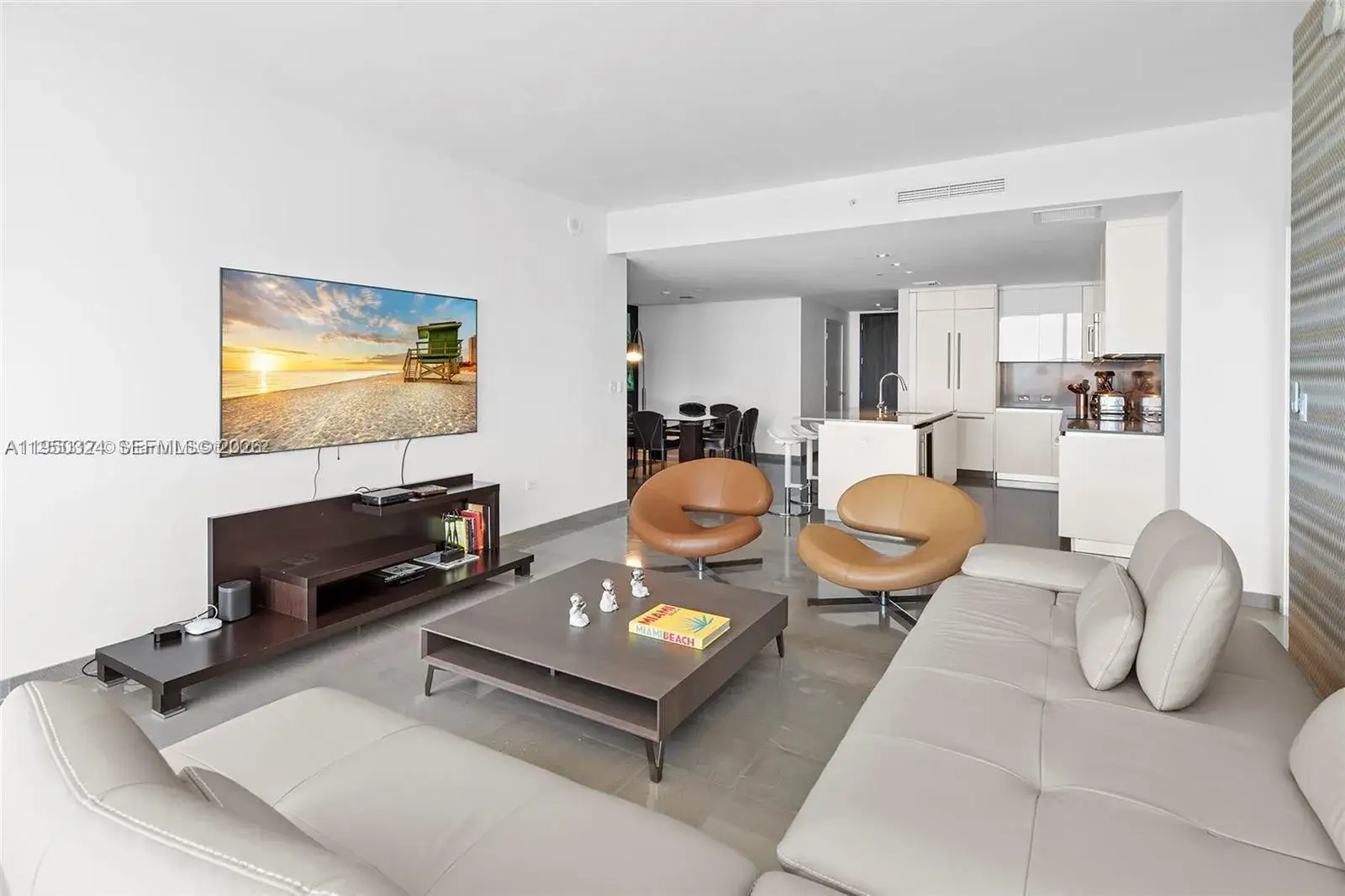 3 bedroom 3 bath Residential for sale at 68 SE 6th St # 3703, Miami FL 33131