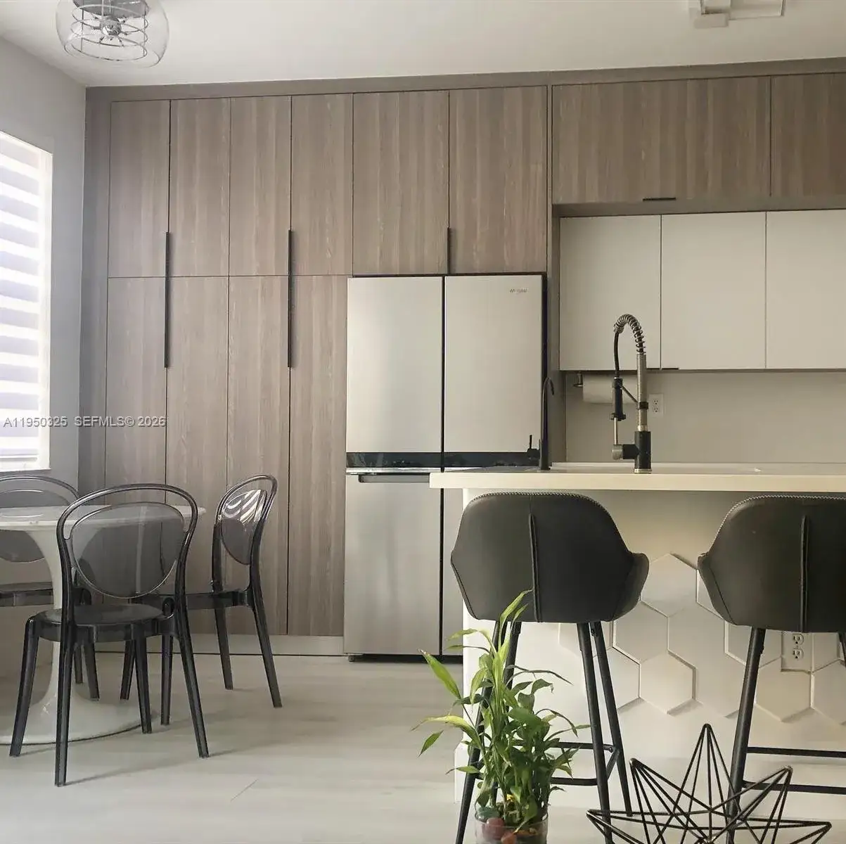 4 bedroom 2 bath Residential for sale at 8135 NW 108th Ave, Doral FL 33178