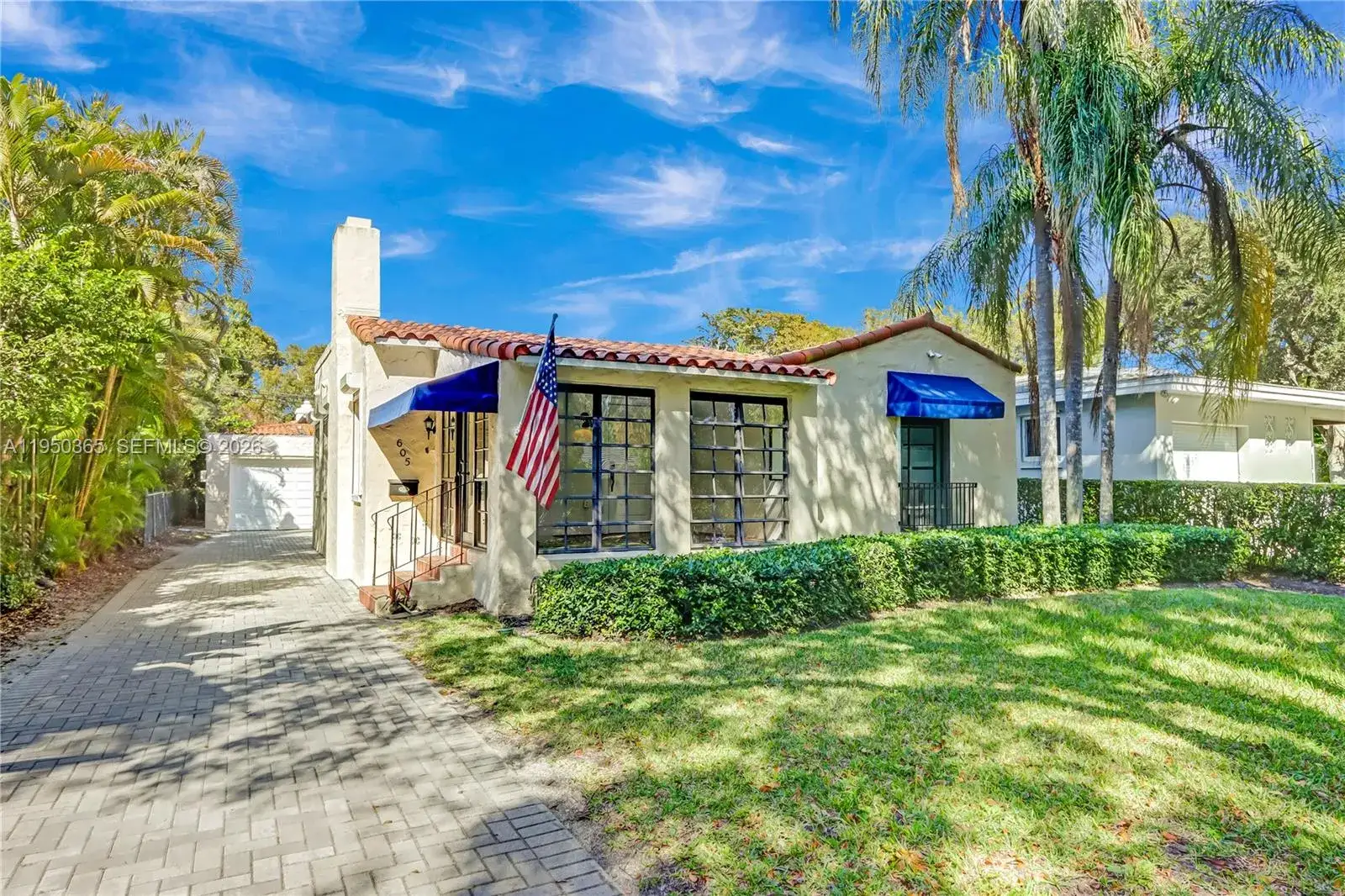 2 bedroom 2 bath Residential for sale at 605 Navarre Ave, Coral Gables FL 33134