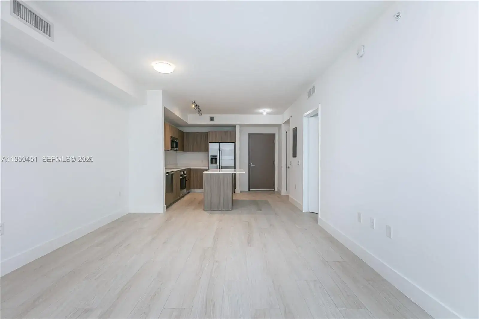 1 bedroom 1 bath Residential for sale at 201 SW 17th Rd # 303, Miami FL 33129