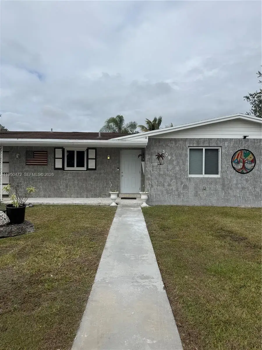 3 bedroom 2 bath Residential for sale at 309 NW 15th St, Homestead FL 33030