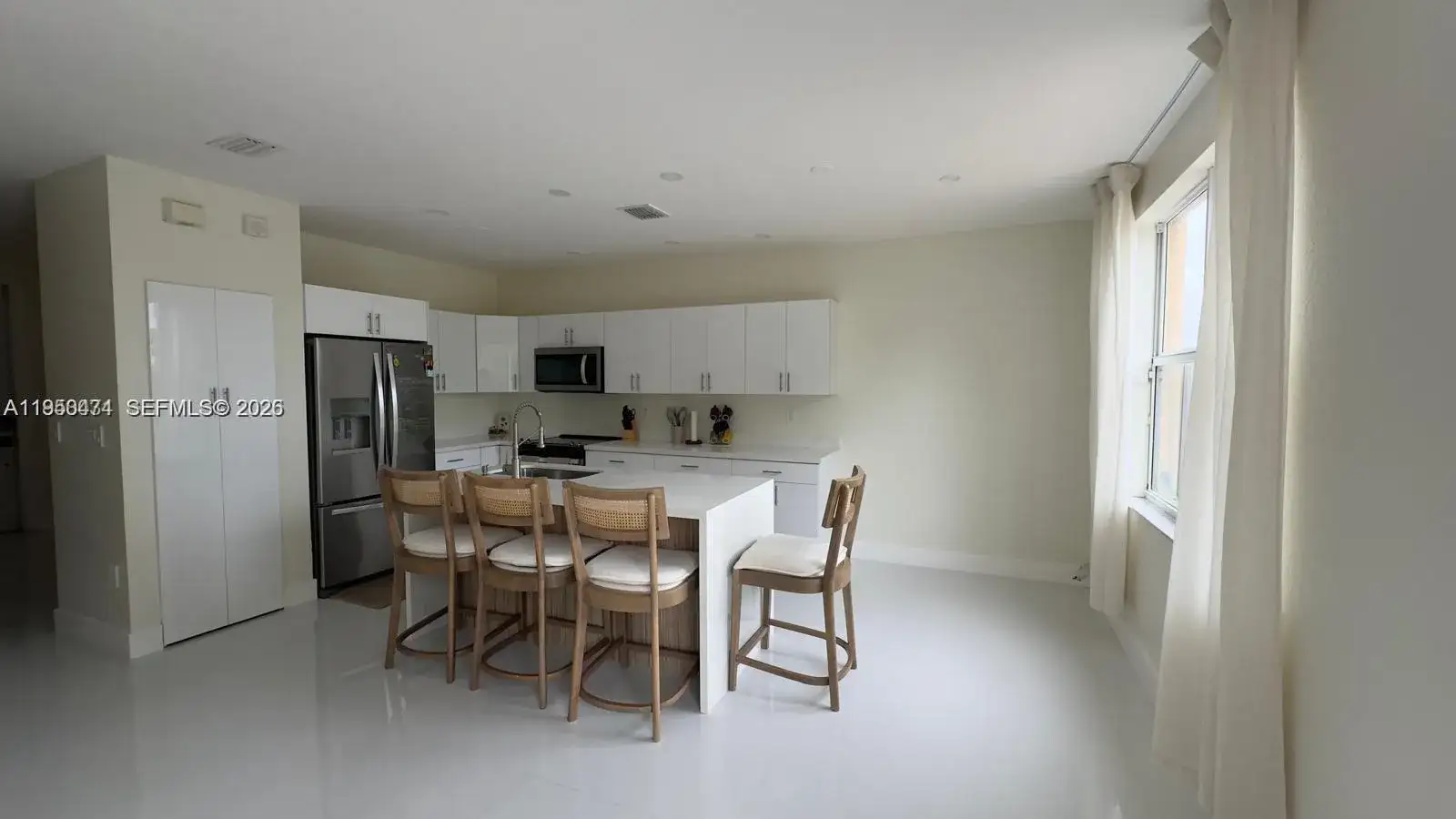 3 bedroom 2 bath Residential for sale at 949 NE 42nd Ave, Homestead FL 33033