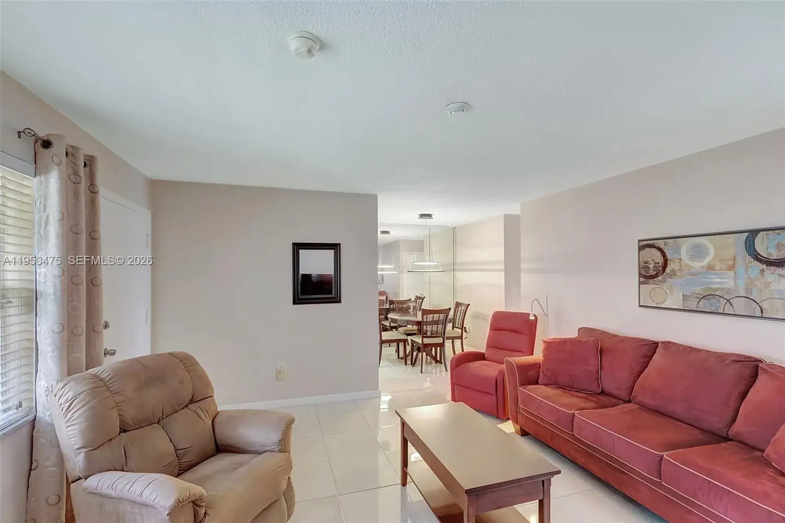 1 bedroom 1 bath Residential for sale at 17001 NE 13th Ave # 306, Miami FL 33162