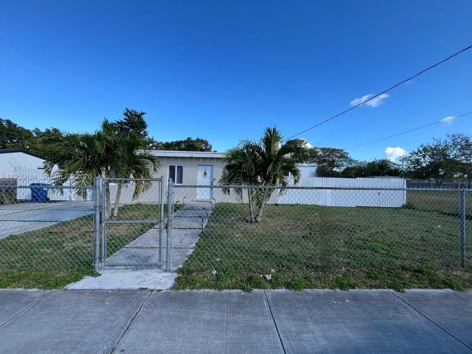 3 bedroom 2 bath Residential for sale at 26721 SW 138th Ct, Homestead FL 33032