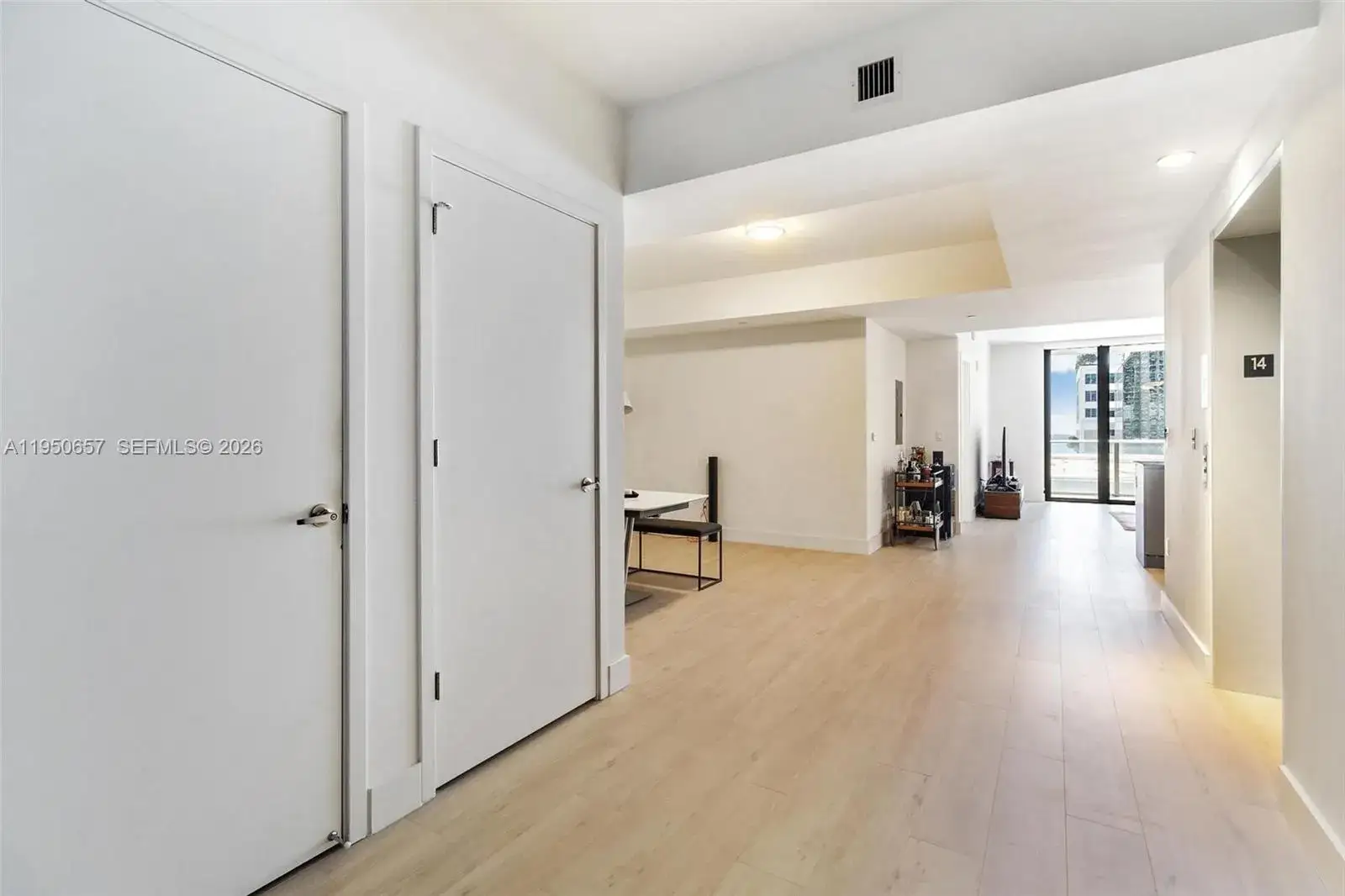 2 bedroom 3 bath Residential for sale at 1010 Brickell Ave # 1404, Miami FL 33131