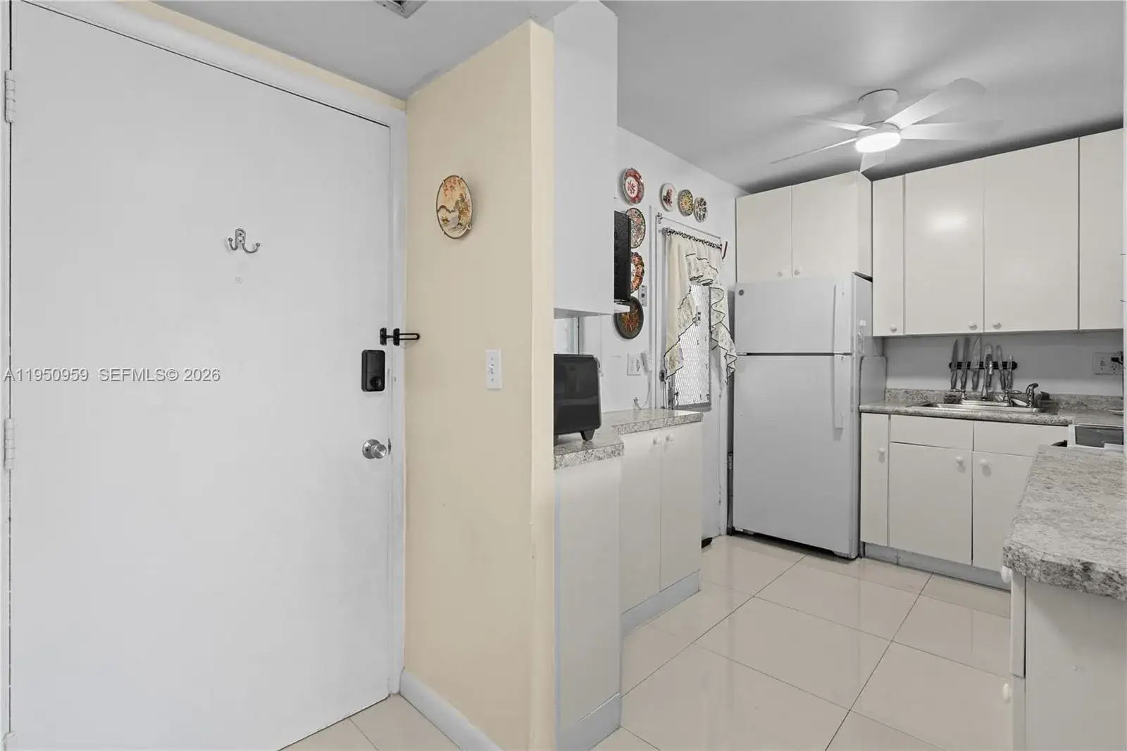 1 bedroom 1 bath Residential for sale at 2930 Point East Dr # 407, Aventura FL 33160