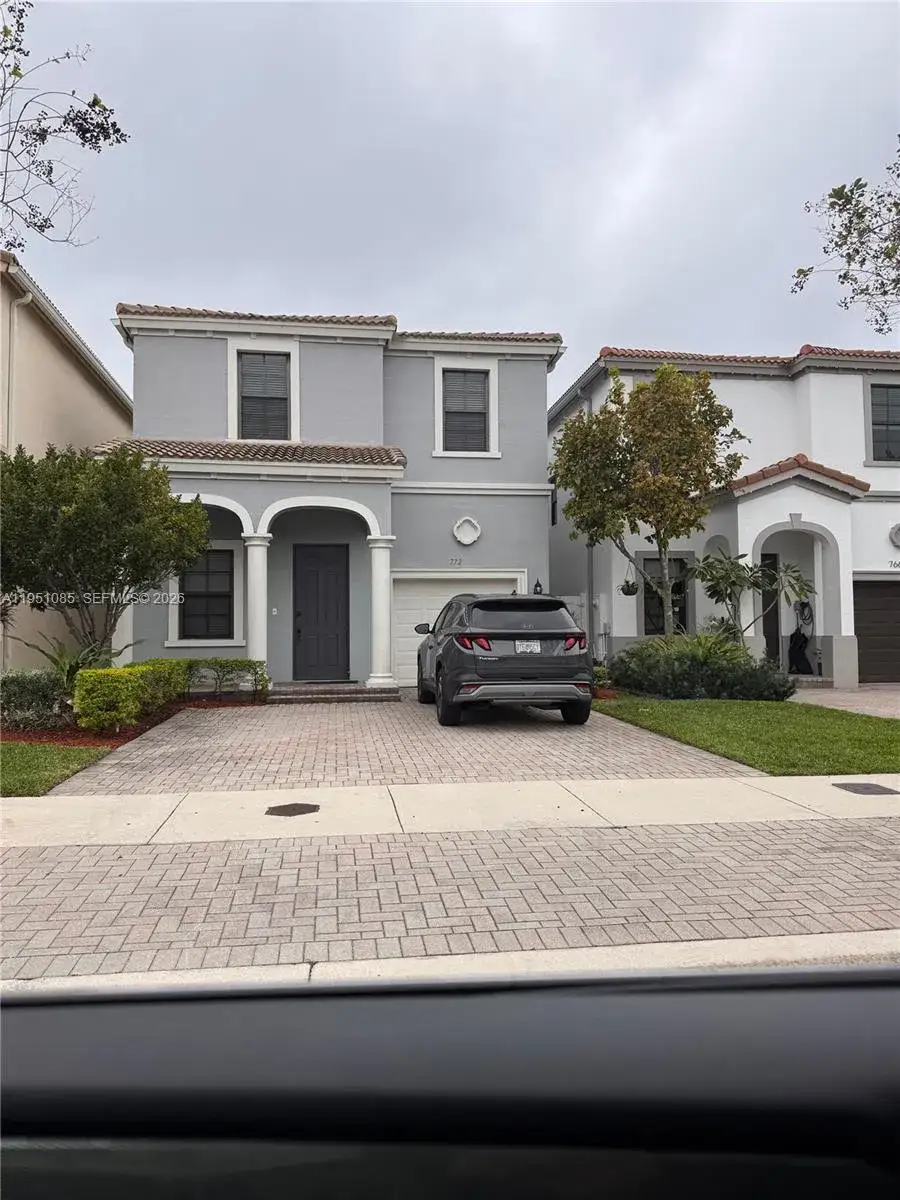 3 bedroom 2 bath Residential Lease for rent at 772 NE 191st Ter # 772, Miami FL 33179