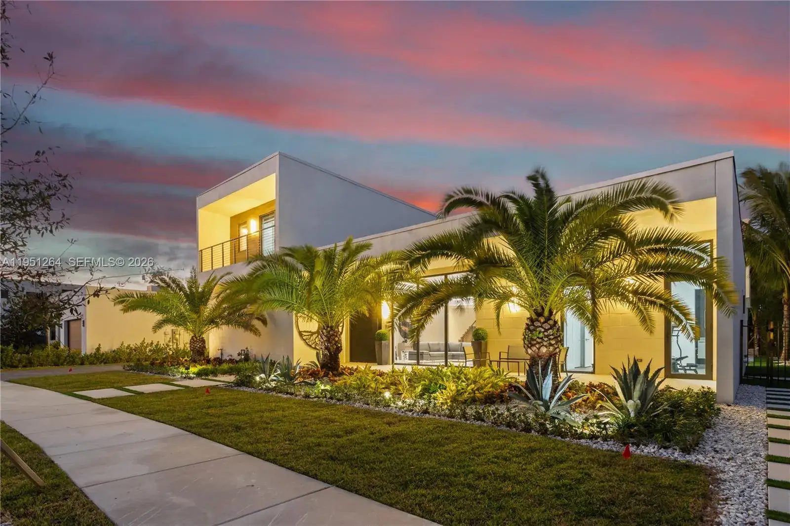 6 bedroom 6 bath Residential for sale at 16773 S Botaniko Dr S, Weston FL 33326