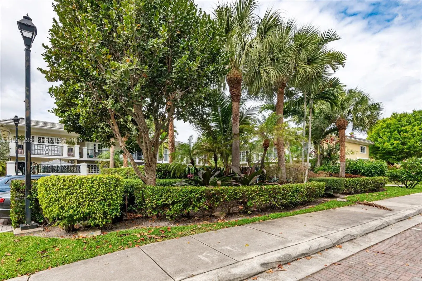 2 bedroom 2 bath Residential Lease for rent at 1000 Palm Trl # 6, Delray Beach FL 33483