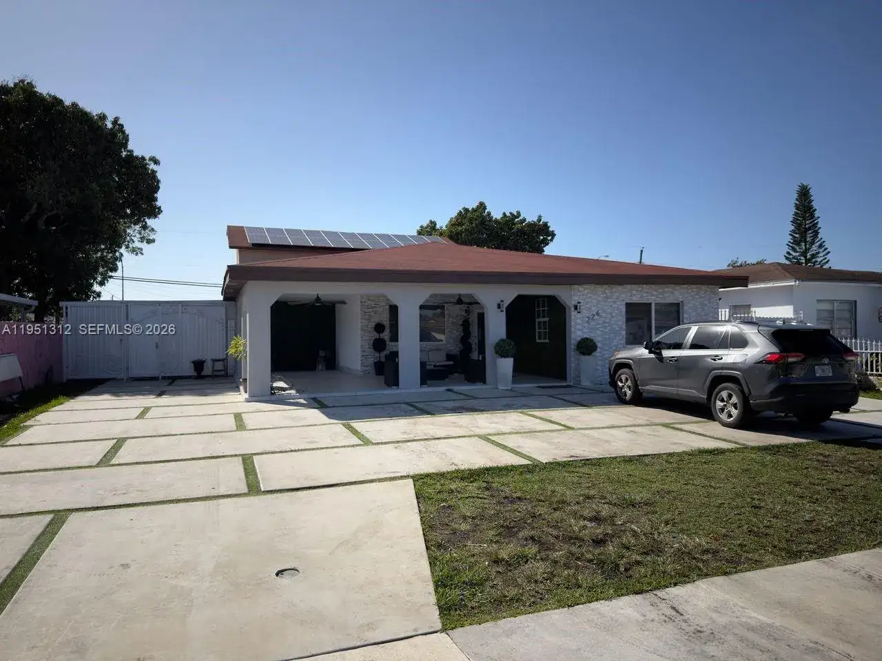 6 bedroom 5 bath Residential for sale at 224 E 42nd St, Hialeah FL 33013