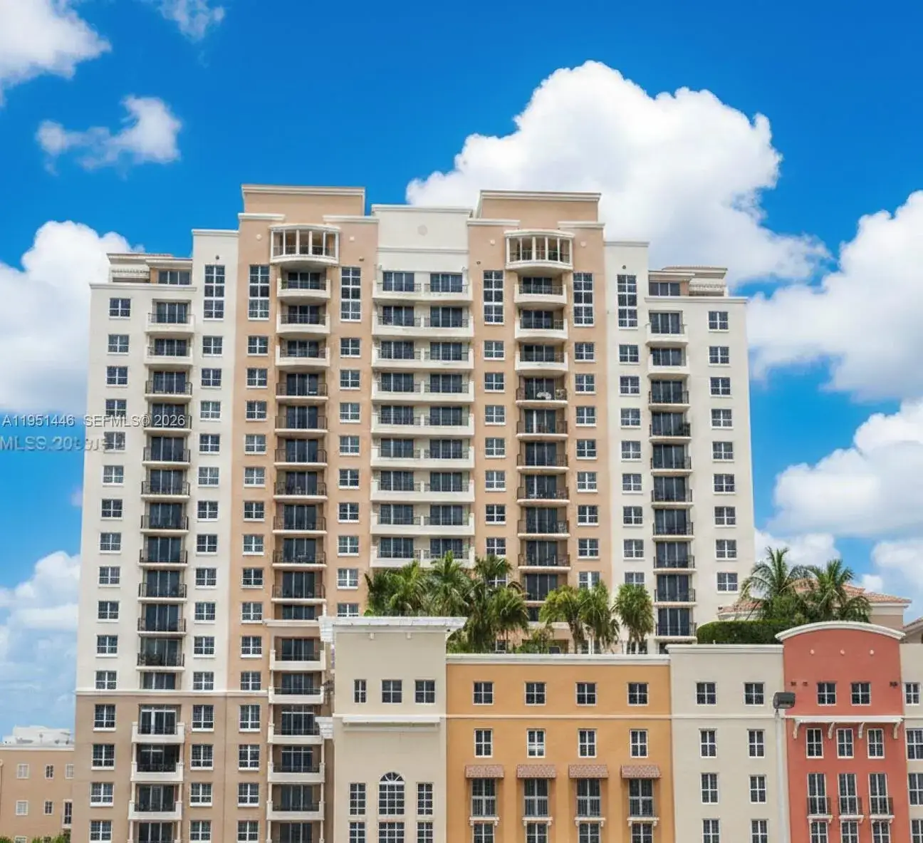 1 bedroom 1 bath Residential for sale at 3232 SW 22nd Ter # 1006, Miami FL 33145