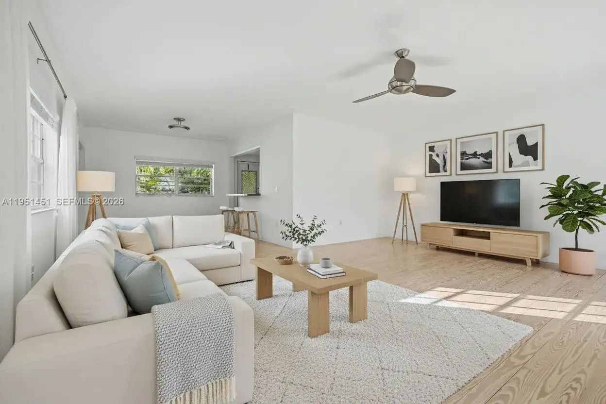 2 bedroom 2 bath Residential for sale at 73 Edgewater Dr # 3, Coral Gables FL 33133