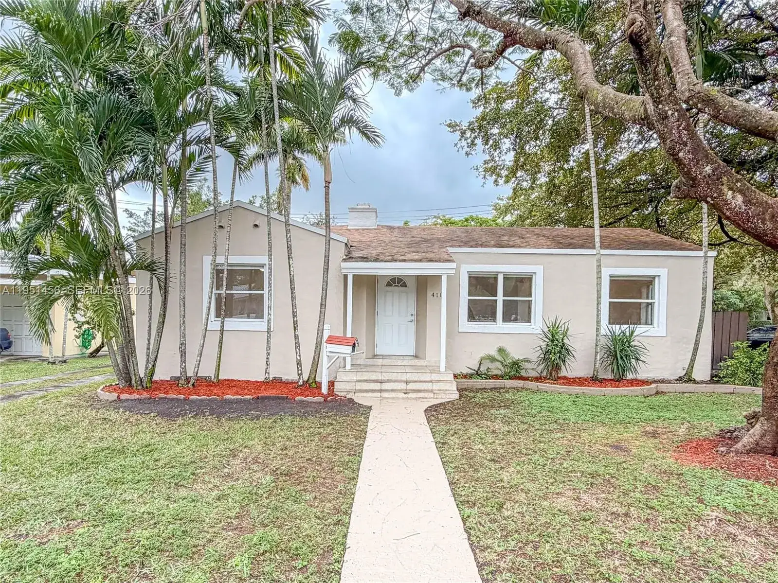 5 bedroom 3 bath Residential for sale at 410 Pinecrest Dr, Miami Springs FL 33166
