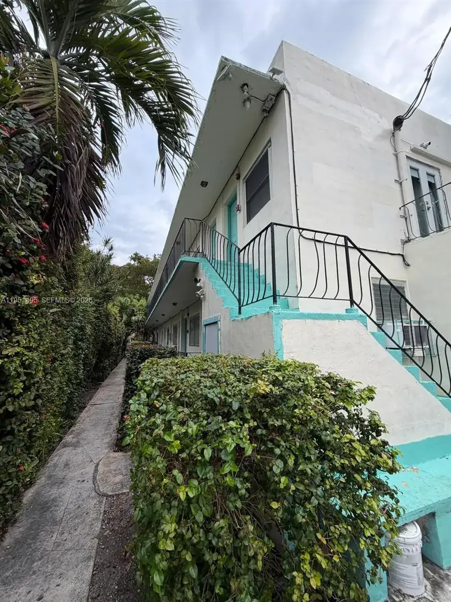 1 bedroom 1 bath Residential for sale at 544 Michigan Ave # 7, Miami Beach FL 33139