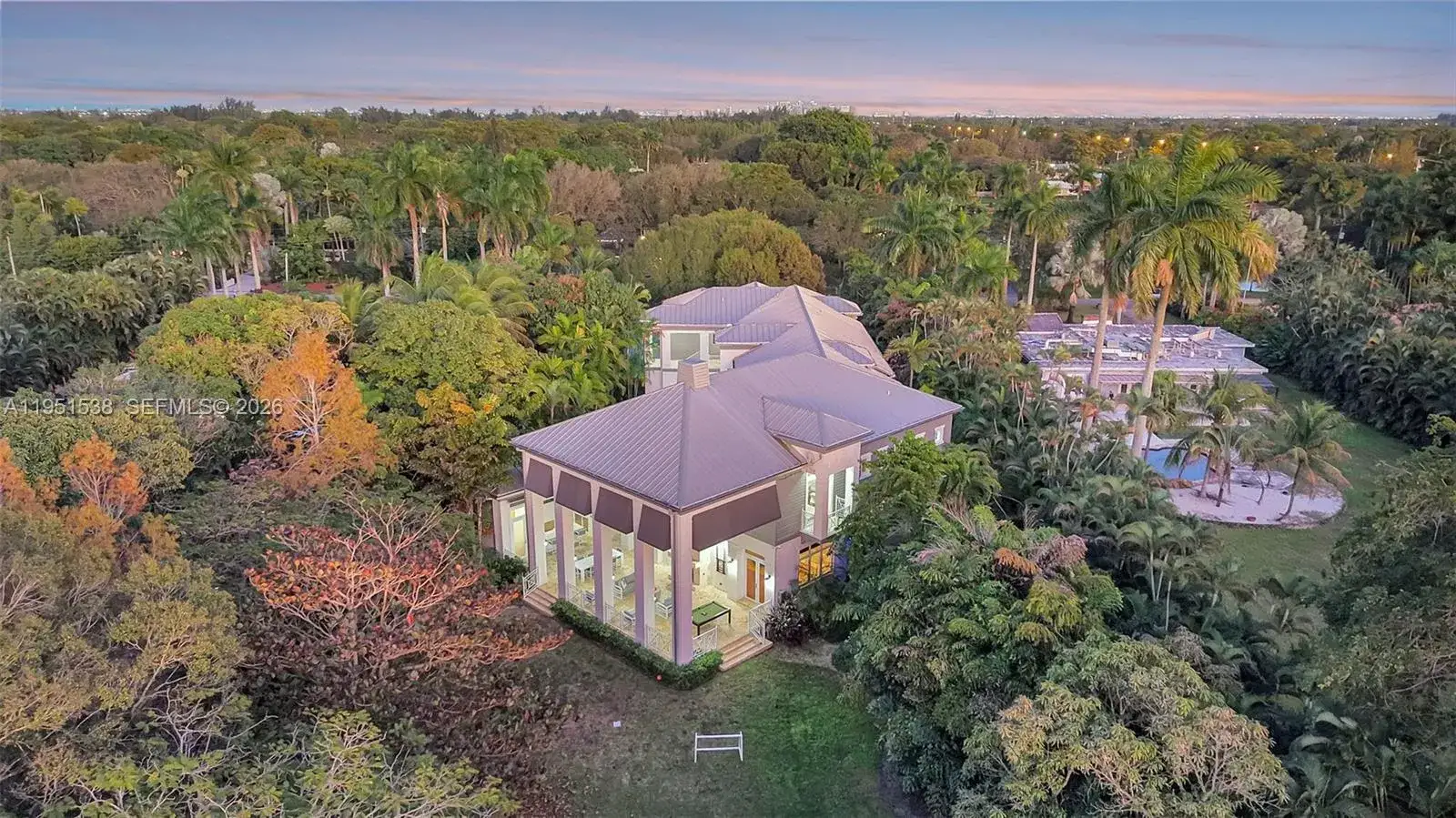 6 bedroom 6 bath Residential for sale at 101 Holly Ln, Plantation FL 33317