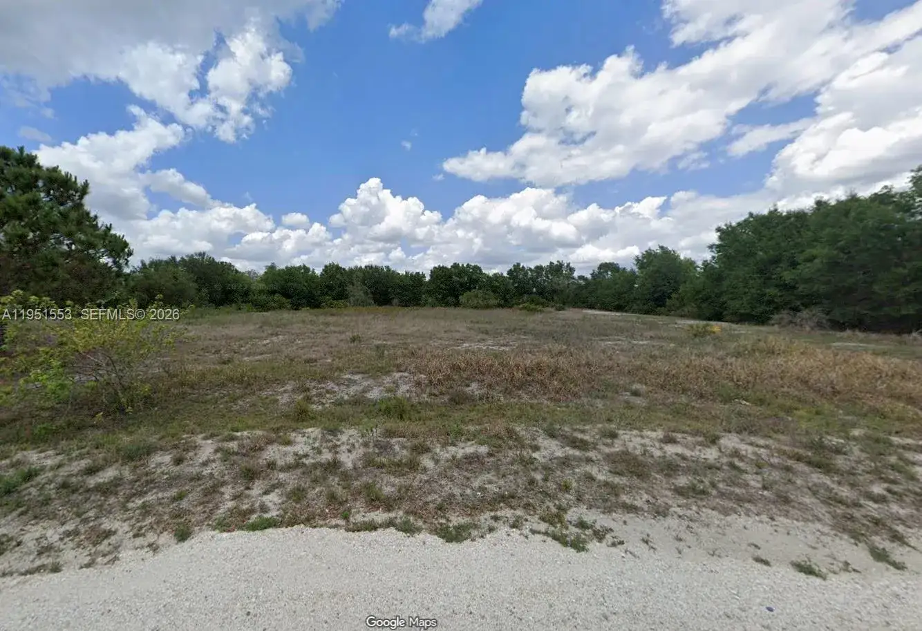 Land/Boat Docks for sale at 1906 W Bermuda Rd, Avon Park FL 33825