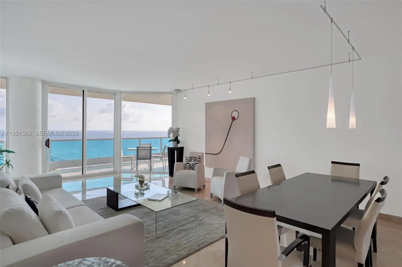 2 bedroom 2 bath Residential Lease for rent at 5025 Collins Ave # 2107, Miami Beach FL 33140
