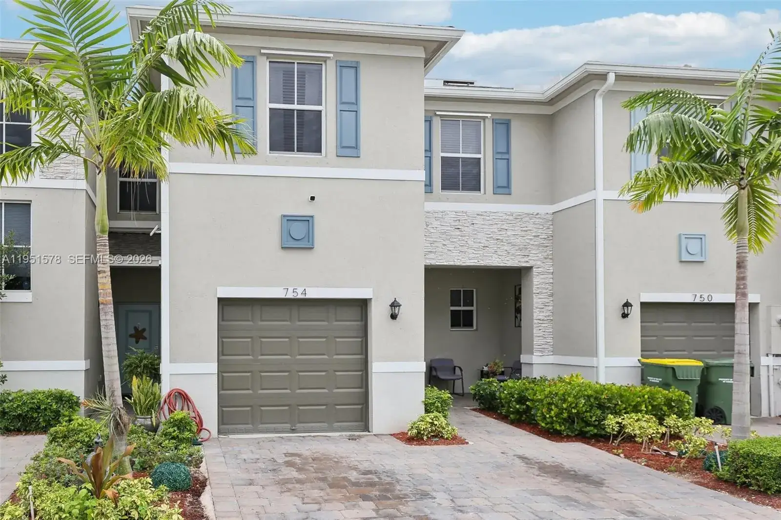 3 bedroom 2 bath Residential for sale at 754 SE 19th St, Homestead FL 33034
