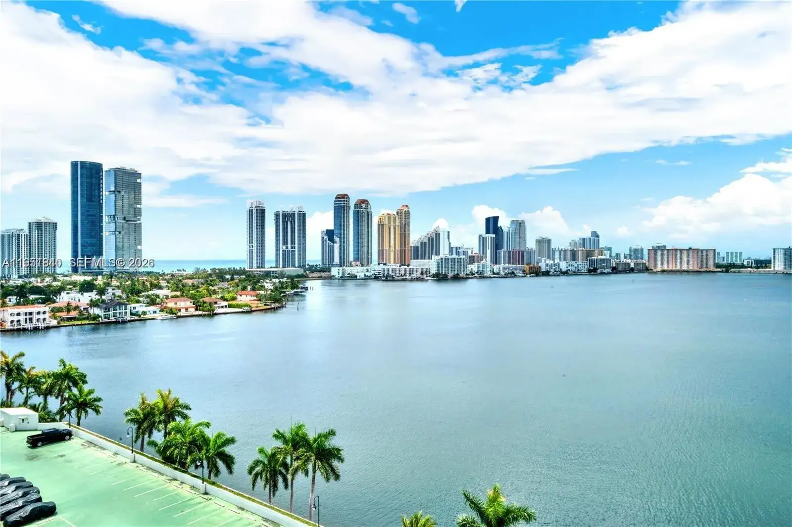 2 bedroom 2 bath Residential for sale at 3600 Mystic Pointe Dr # 1117, Aventura FL 33180