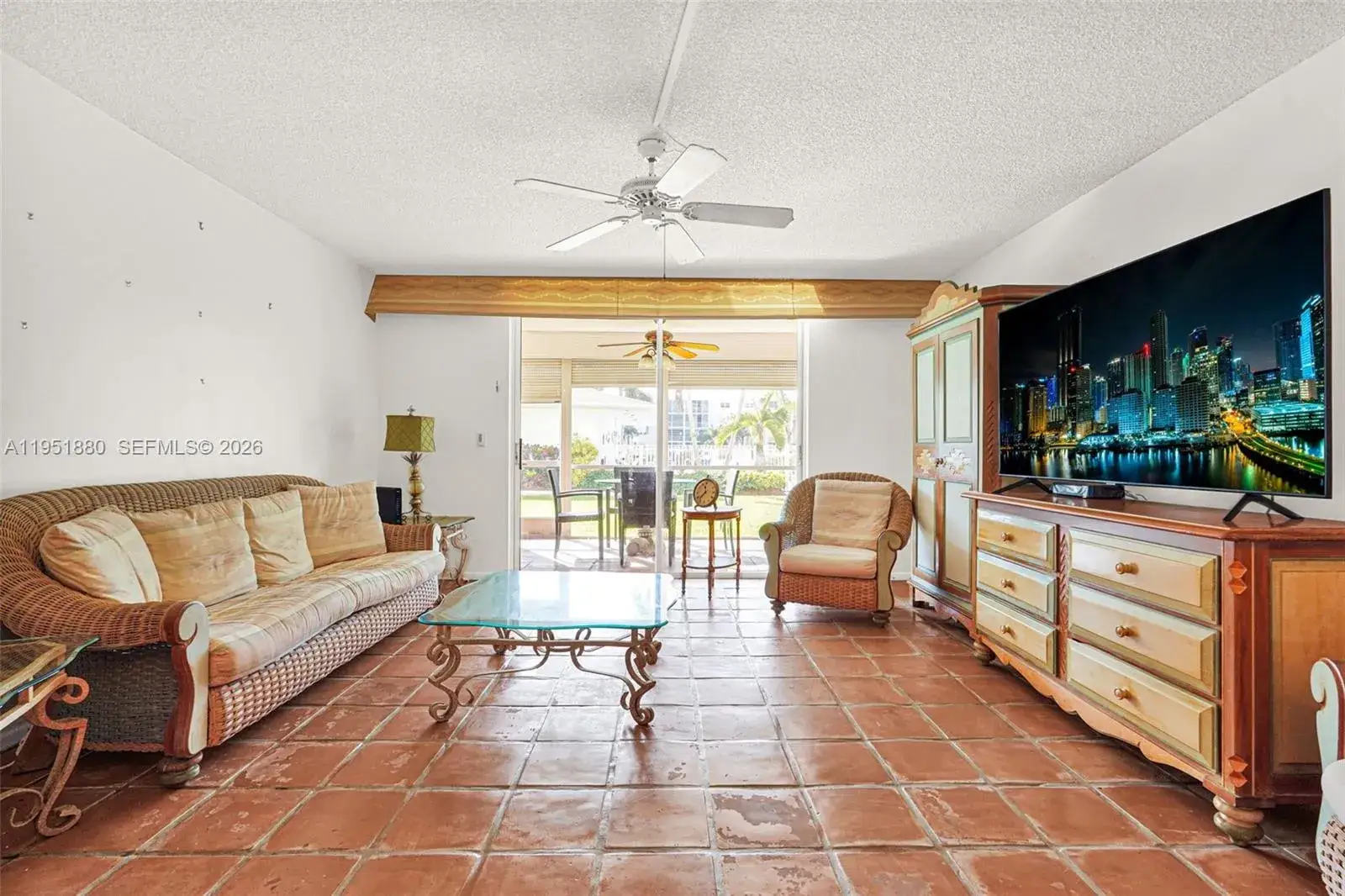 2 bedroom 2 bath Residential for sale at 314 SE 10th St # 103, Dania Beach FL 33004
