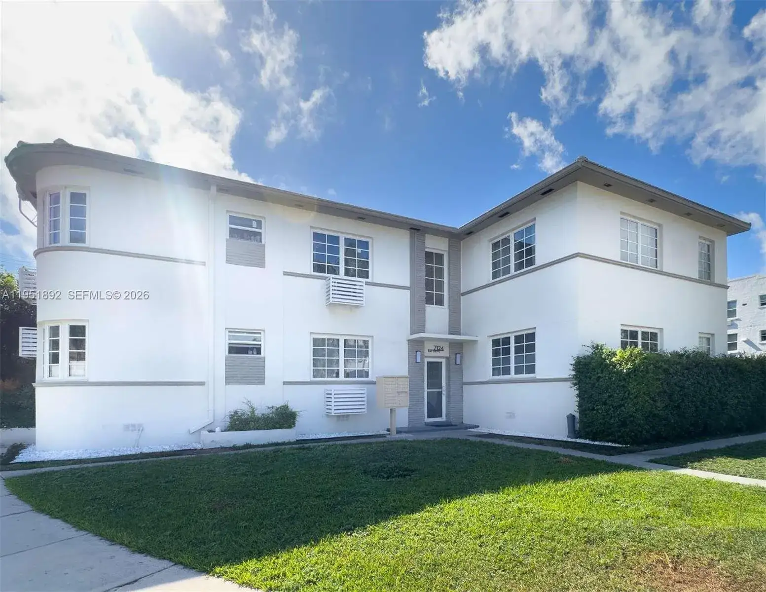 1 bath Residential Lease for rent at 7124 Bay Dr # 4, Miami Beach FL 33141