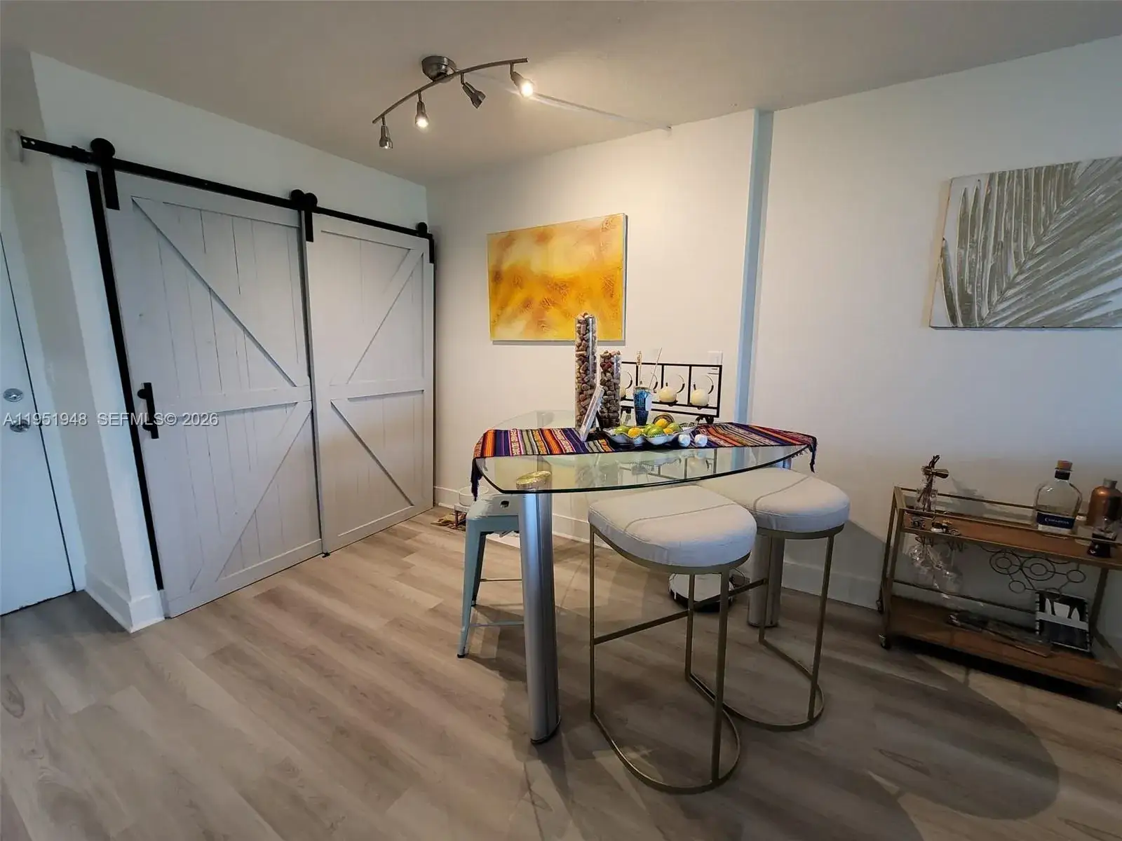 2 bedroom 2 bath Residential for sale at 9320 Fontainebleau Blvd # 510, Miami FL 33172