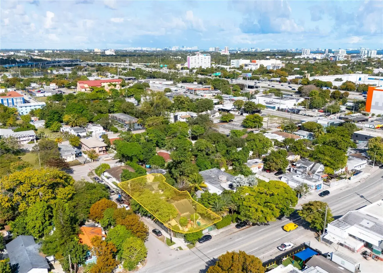 Commercial Sale for sale at 2919 NW 8th Ave, Miami FL 33127