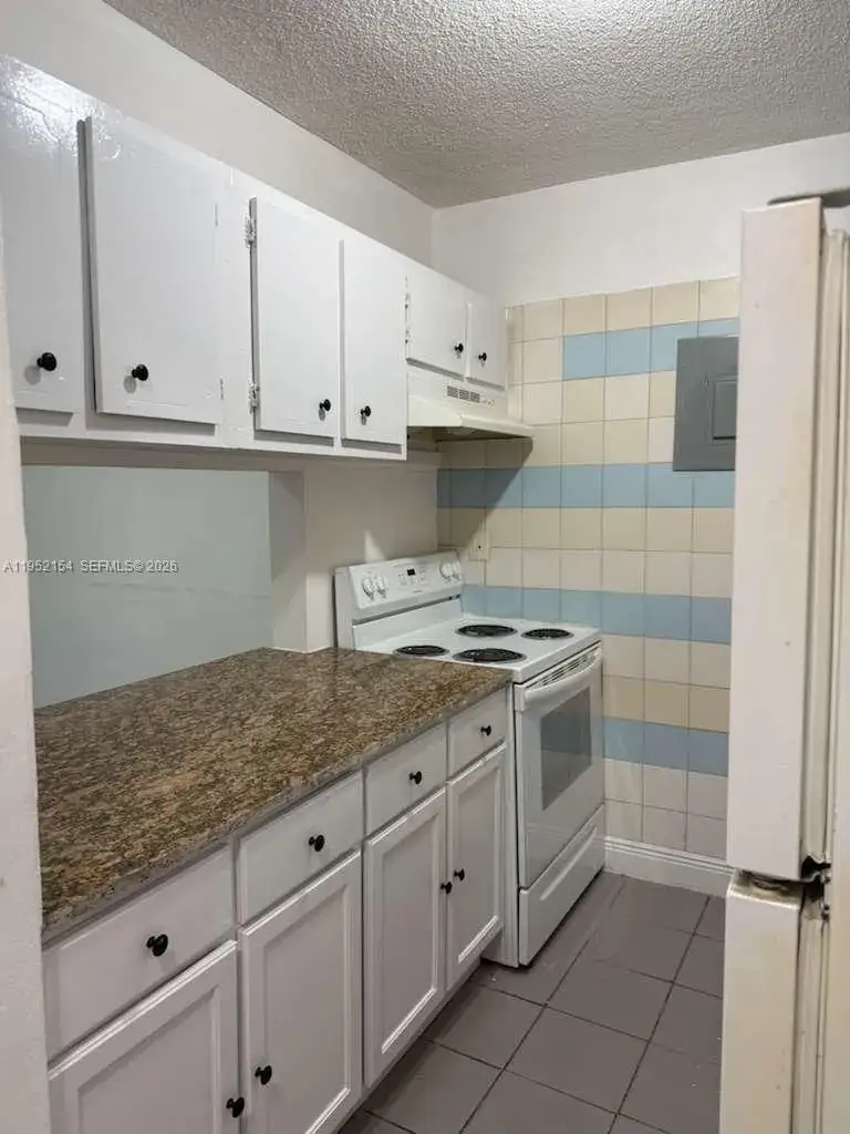 2 bedroom 1 bath Residential Lease for rent at 4495 NW 9th Street # 105, Miami FL 33126