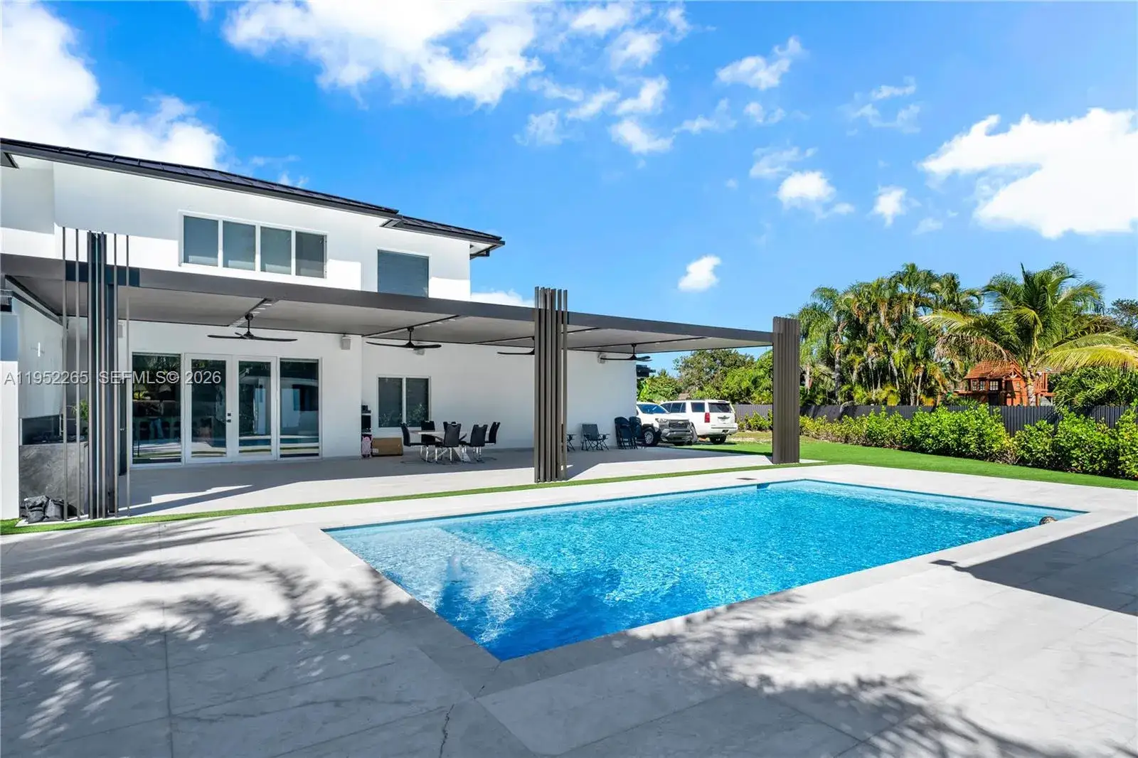 5 bedroom 4 bath Residential Lease for rent at 13236 SW 201st Ter, Miami FL 33177