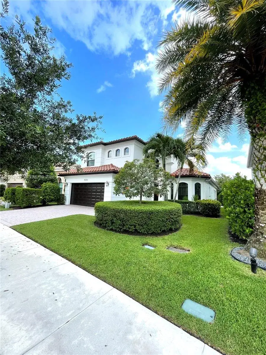 4 bedroom 3 bath Residential Lease for rent at 10350 Cameilla St, Parkland FL 33076