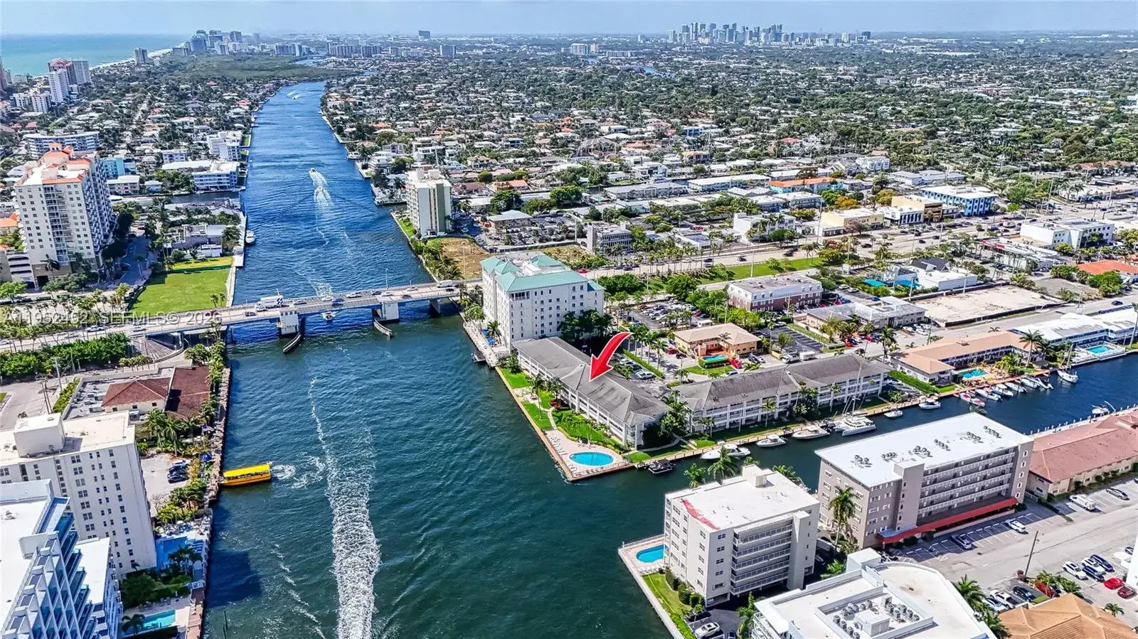 1 bedroom 1 bath Residential for sale at 2895 NE 32nd St # 207, Fort Lauderdale FL 33306