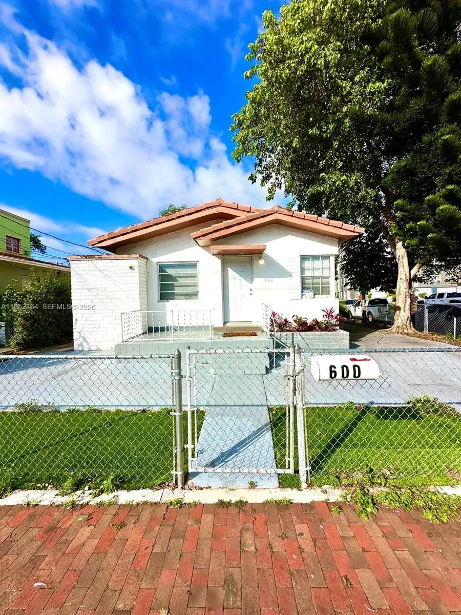 Commercial Land for sale at 600 SW 16th Ave, Miami FL 33135