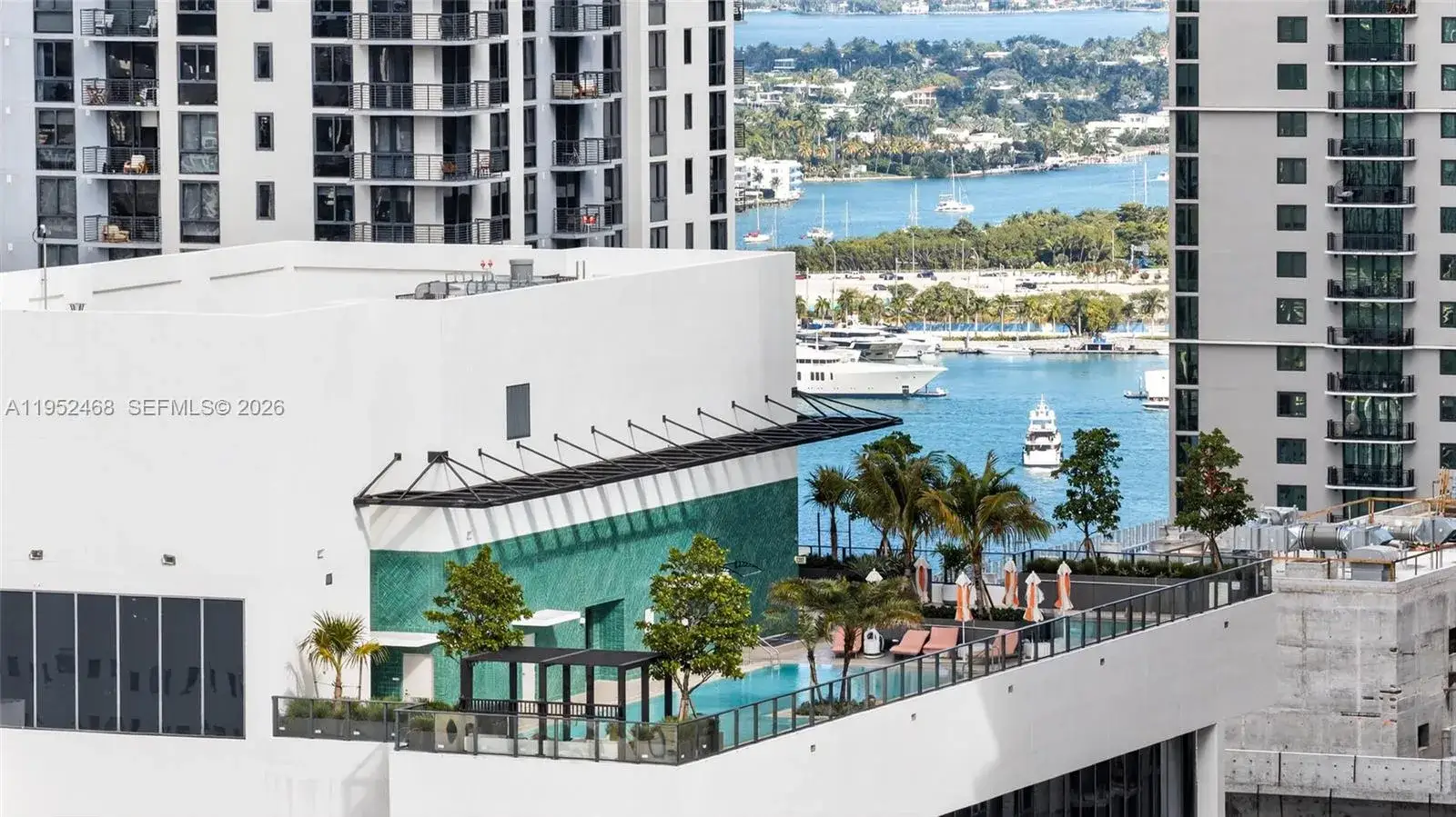 1 bedroom 1 bath Residential for sale at 11 NE 6 ST # 3210, Miami FL 33132
