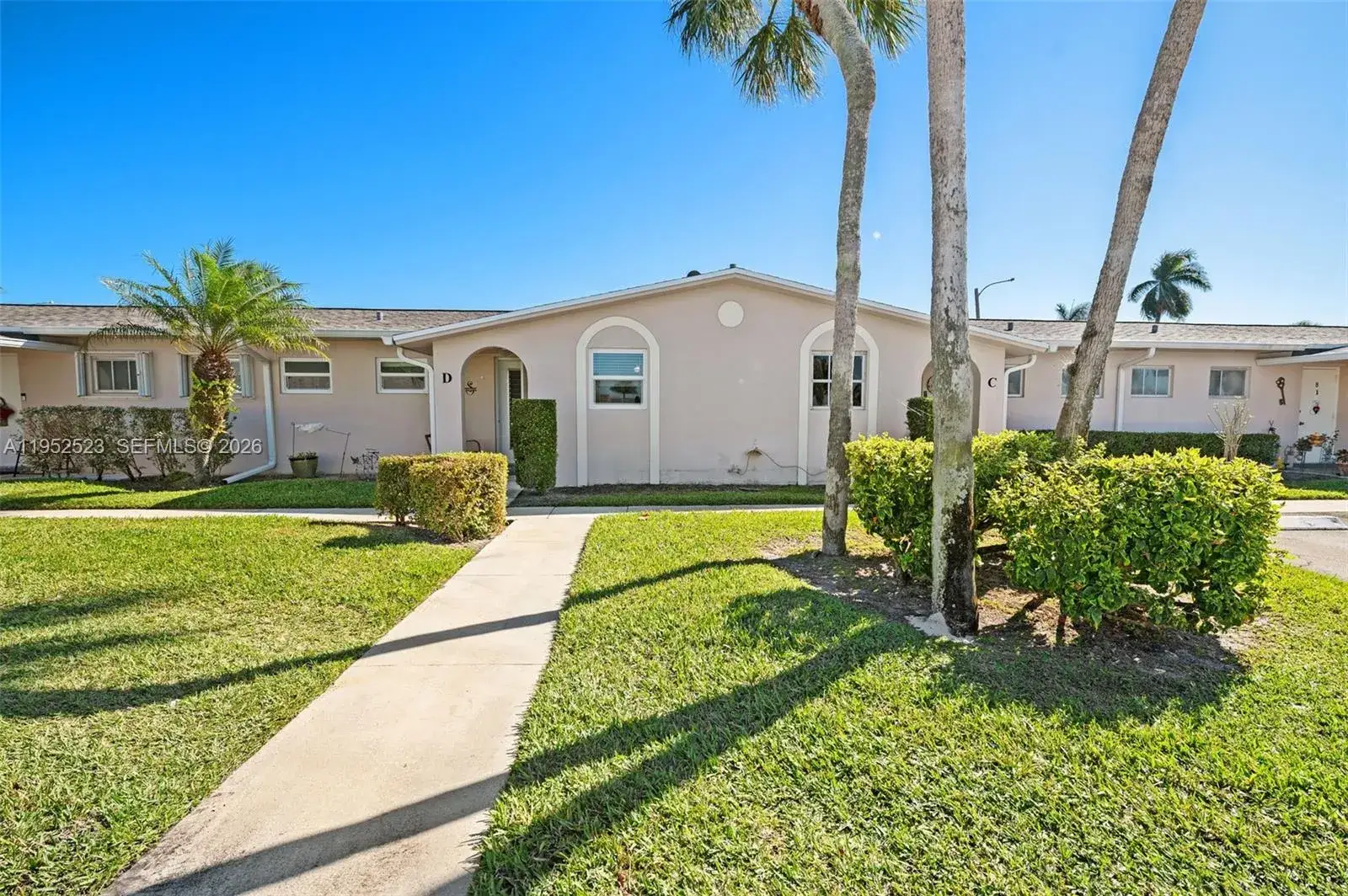 1 bedroom 1 bath Residential for sale at 2772 Dudley Dr E # D, West Palm Beach FL 33415