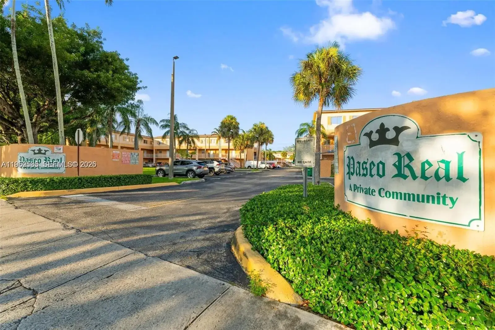 3 bedroom 2 bath Residential Lease for rent at 6235 Kendale Lakes Cir # 134, Miami FL 33183