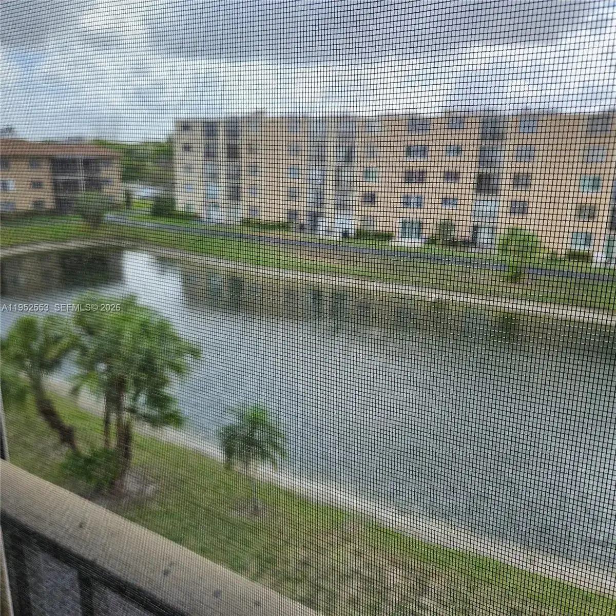 2 bedroom 2 bath Residential for sale at 7740 NW 50th St # 408, Lauderhill FL 33351