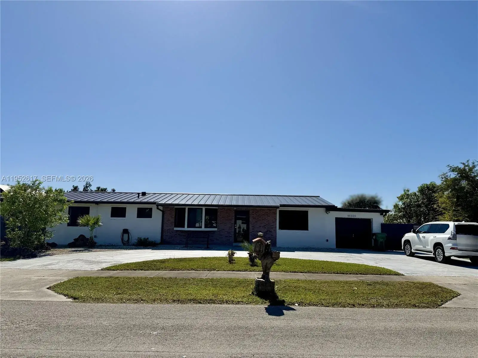 4 bedroom 4 bath Residential Lease for rent at 16320 SW 278th St, Homestead FL 33031