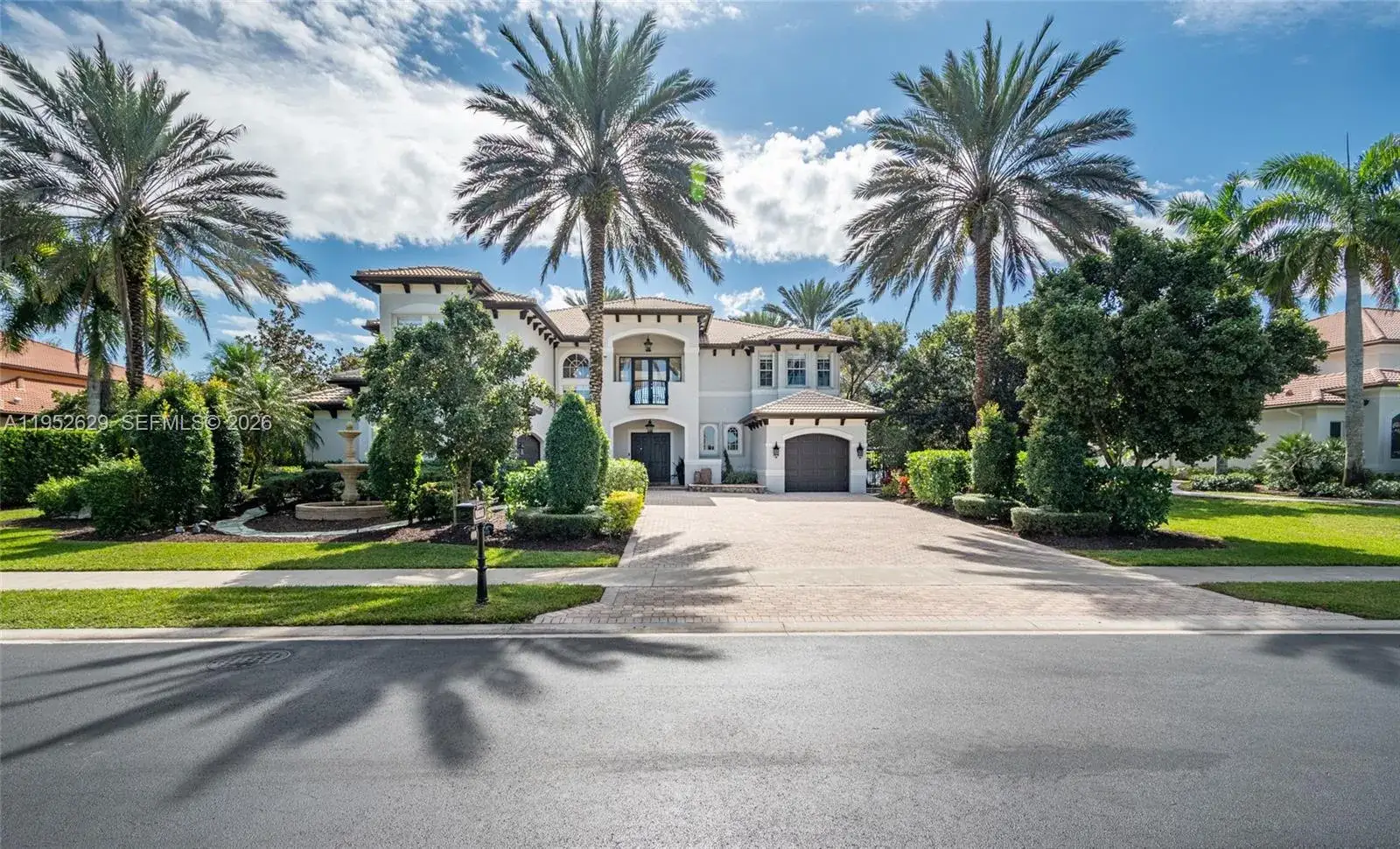 6 bedroom 5 bath Residential for sale at 11356 Canyon Maple Blvd, Davie FL 33330