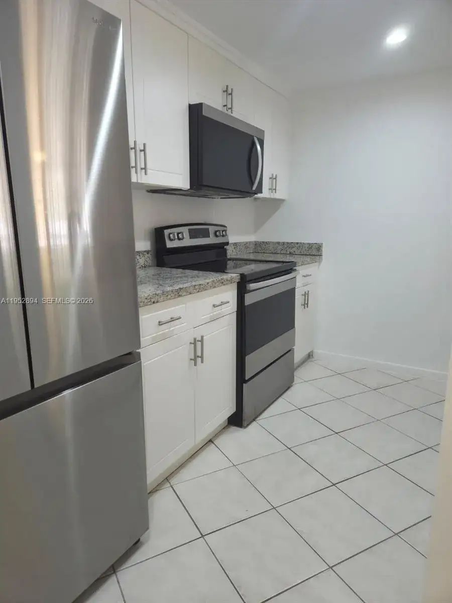 2 bedroom 2 bath Residential Lease for rent at 7075 NW 186th St # C104, Hialeah FL 33015
