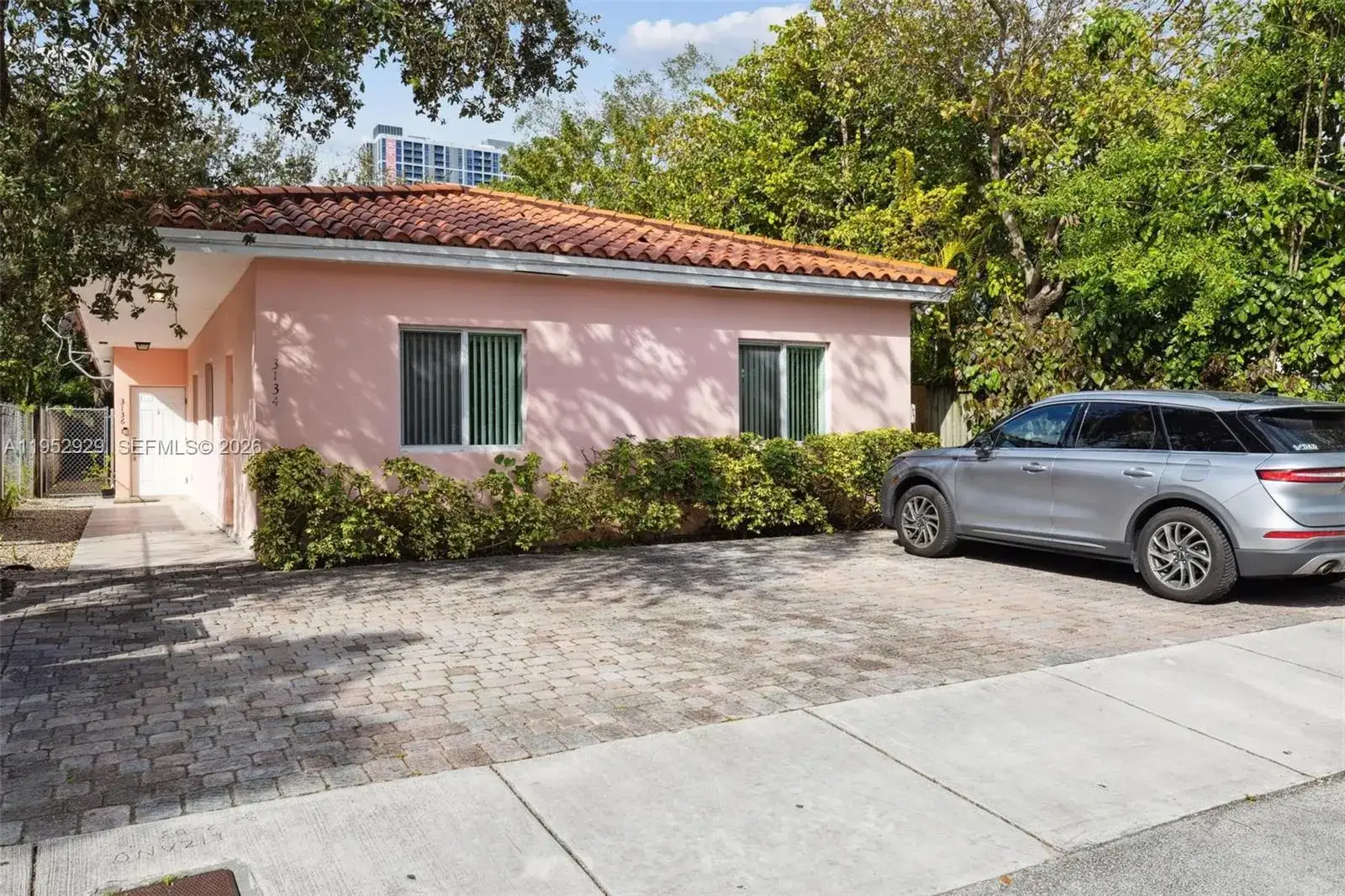 3 bedroom 2 bath Residential Lease for rent at 3134 Hibiscus St # 3134, Miami FL 33133