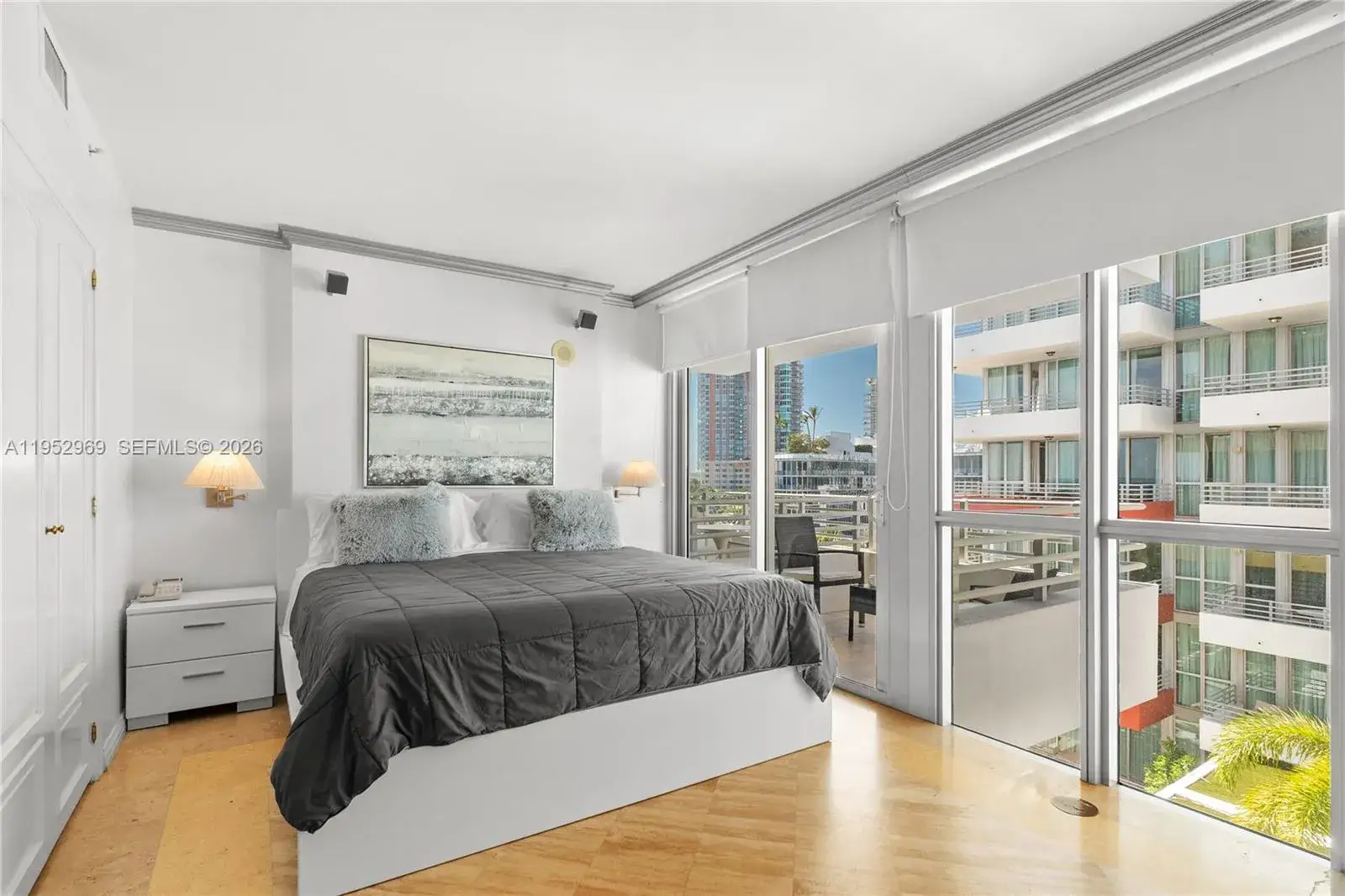 1 bath Residential for sale at 101 Ocean Dr # 704, Miami Beach FL 33139