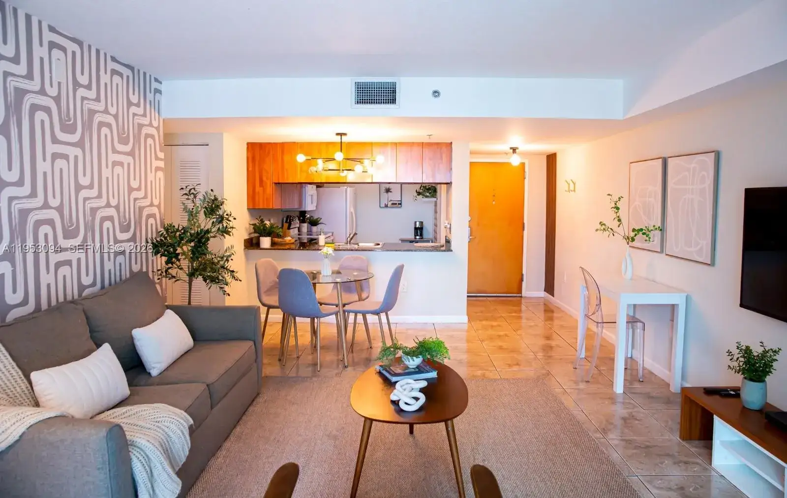 2 bedroom 2 bath Residential for sale at 1200 Brickell Bay Dr # 3215, Miami FL 33131