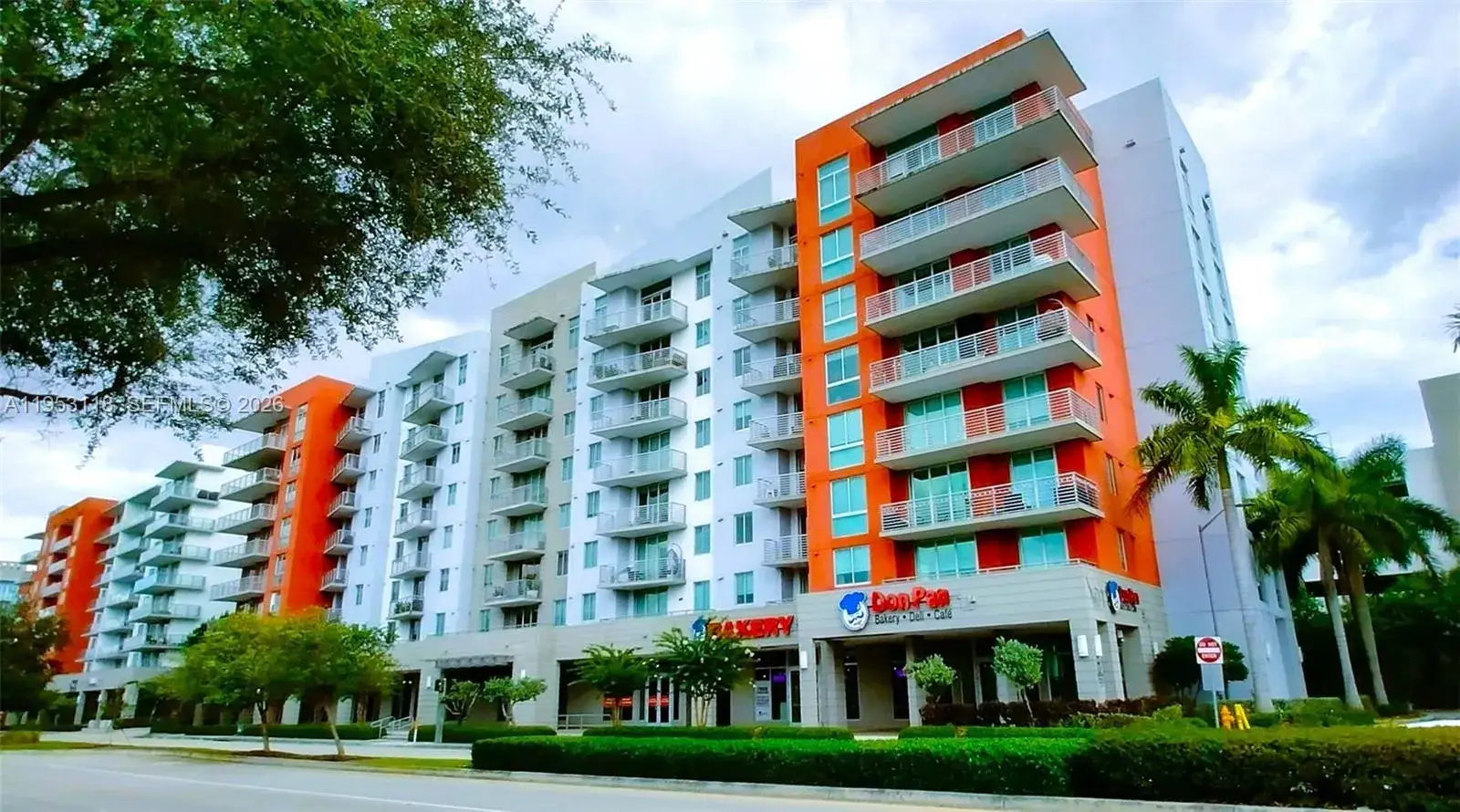 3 bedroom 3 bath Residential for sale at 7661 NW 107th Ave # 501, Doral FL 33178