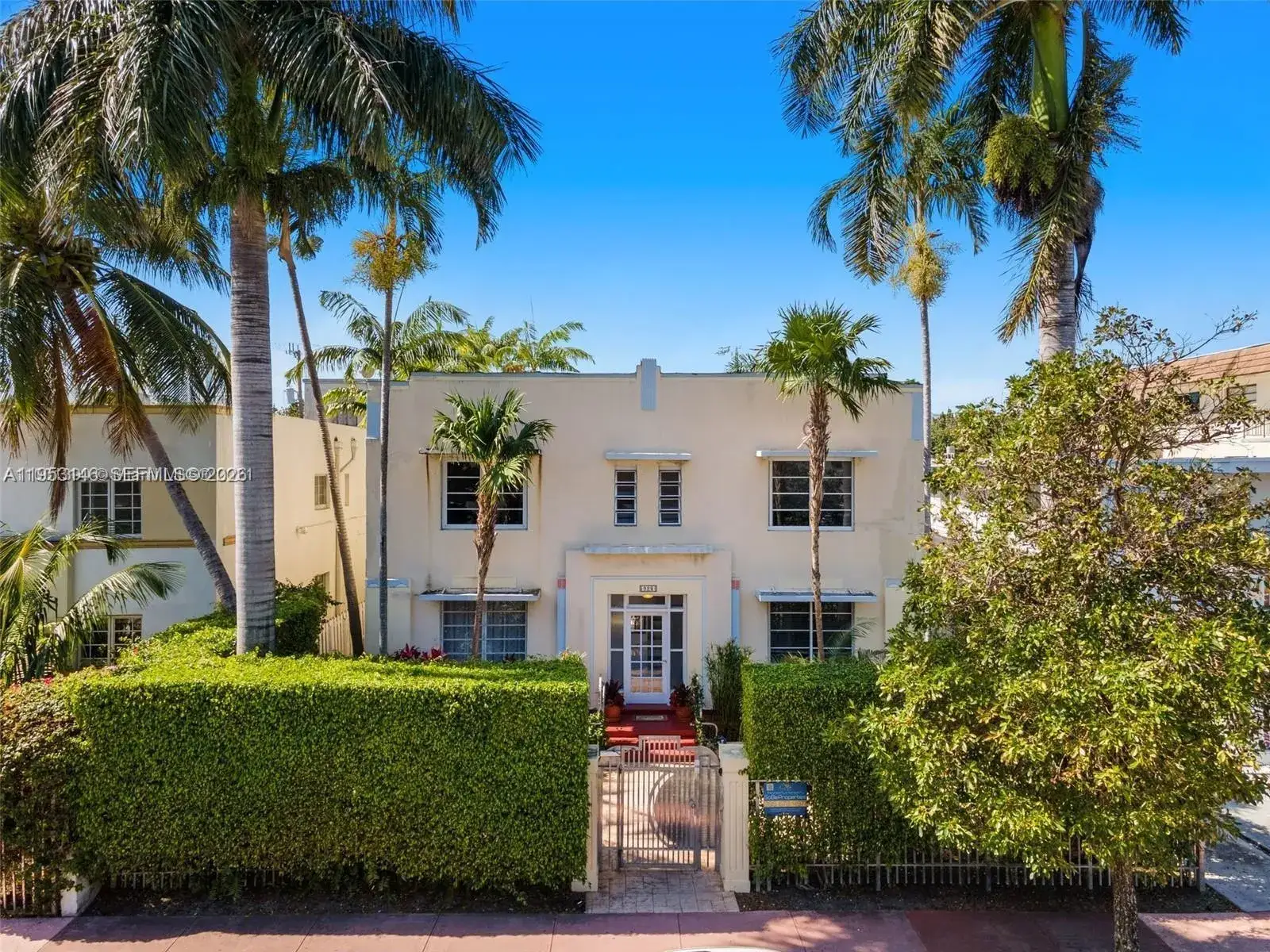 2 bedroom 2 bath Residential for sale at 928 Euclid Ave # 6, Miami Beach FL 33139