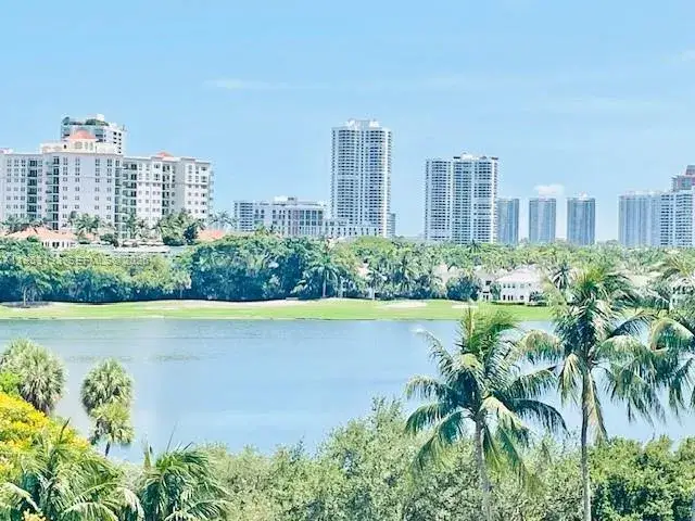 2 bedroom 2 bath Residential for sale at 3675 N Country Club Dr # 708, Aventura FL 33180