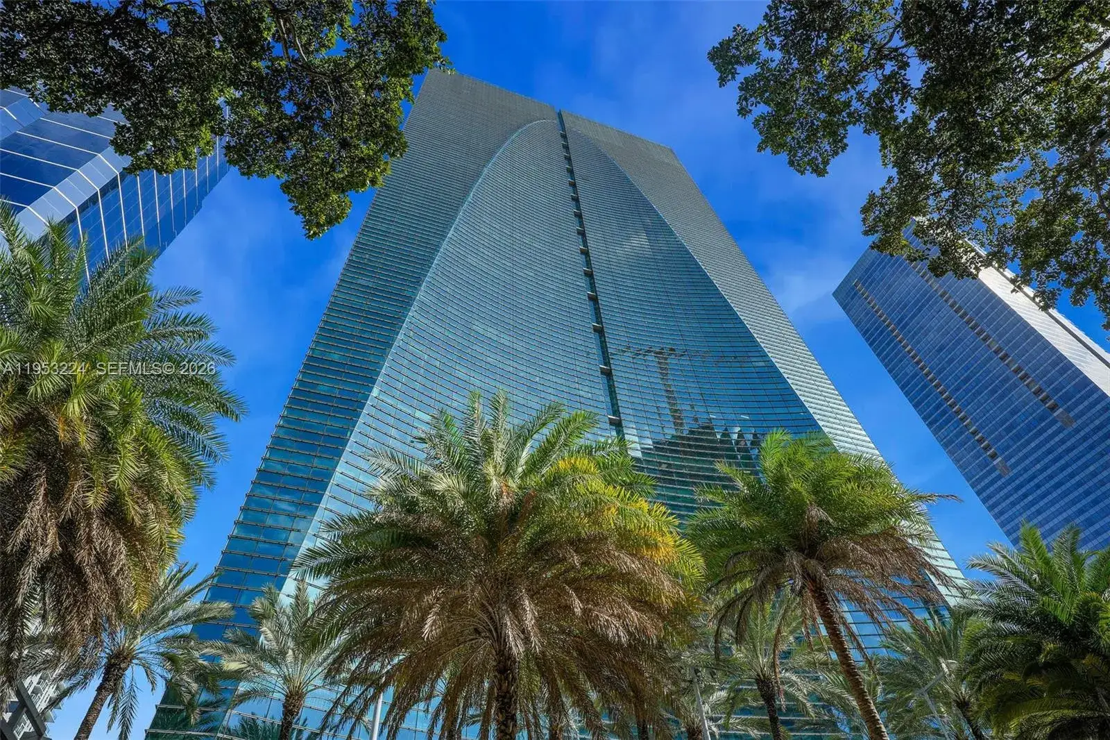 1 bedroom 1 bath Residential Lease for rent at 1395 Brickell Ave # 3311, Miami FL 33131