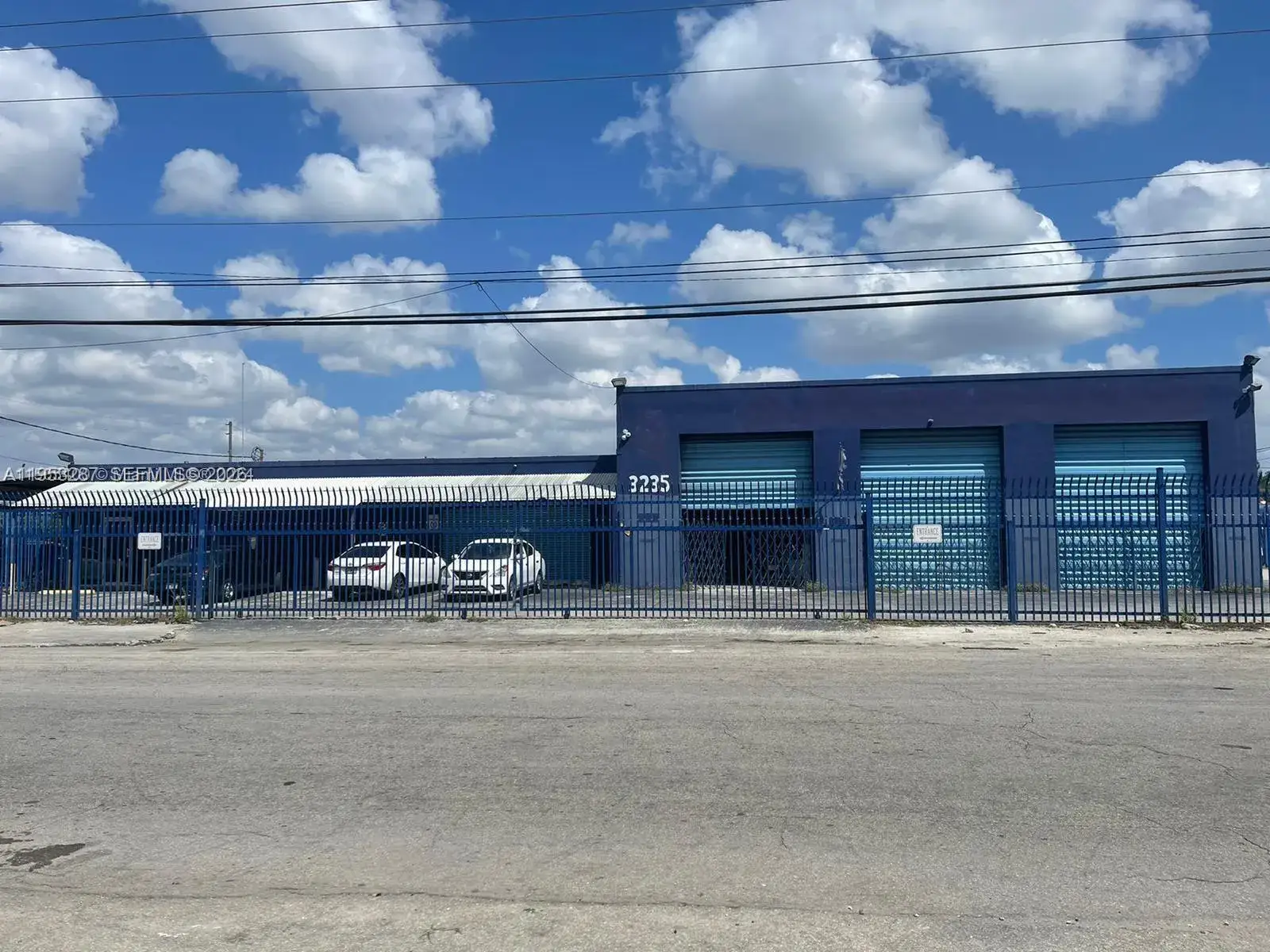 Commercial Sale for sale at 3235 NW 41st St, Miami FL 33142