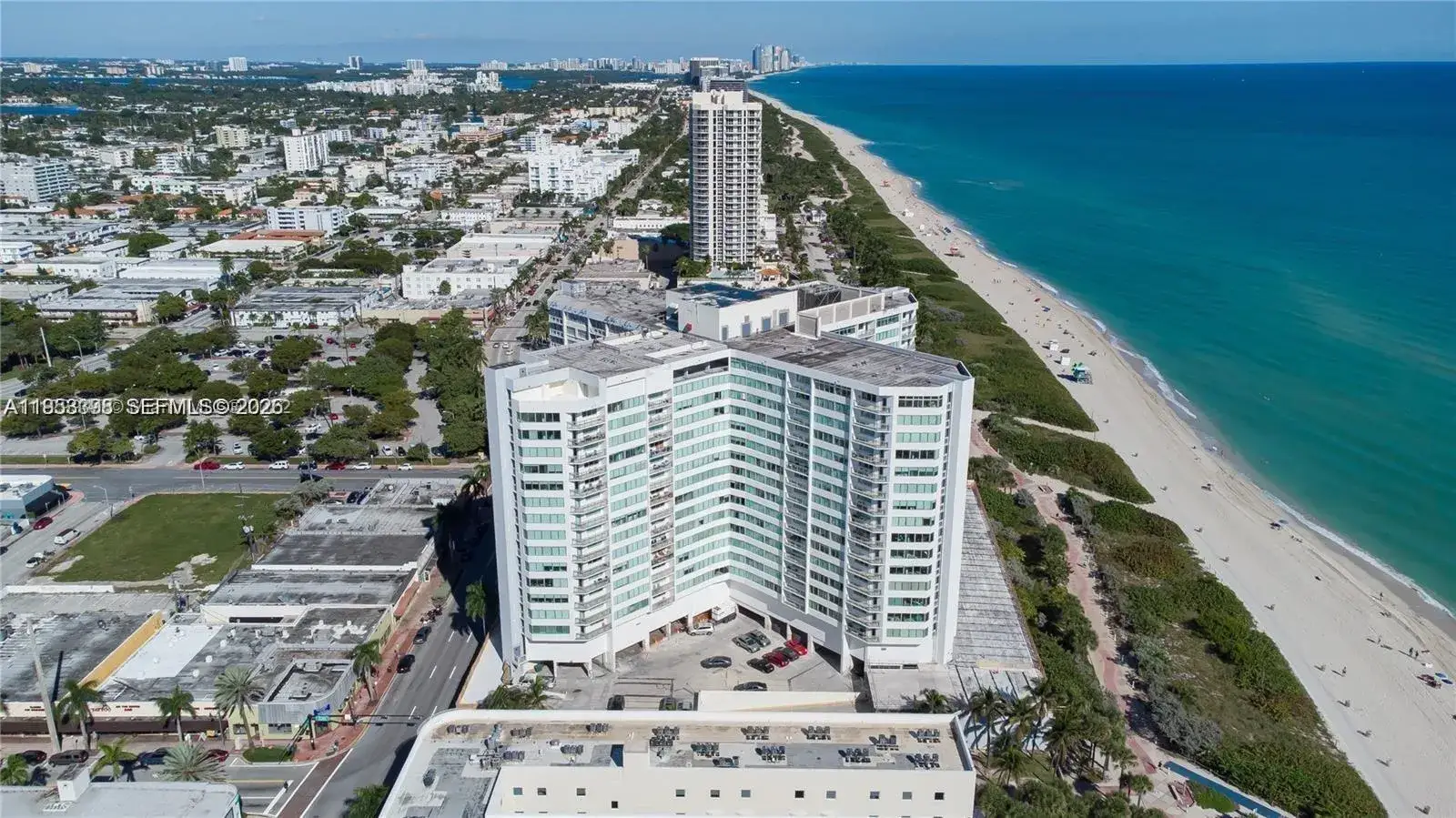 1 bedroom 2 bath Residential for sale at 7135 Collins Ave # 722, Miami Beach FL 33141